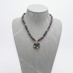 Collier-Perle-de-culture-coloree-avec-pendentif-–-Rohana